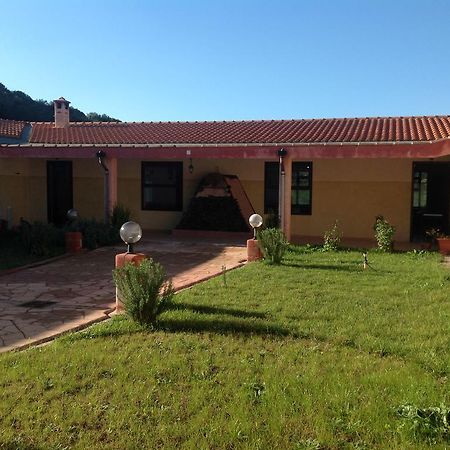Agriturismo Sogno Latino إيغليزياس المظهر الخارجي الصورة